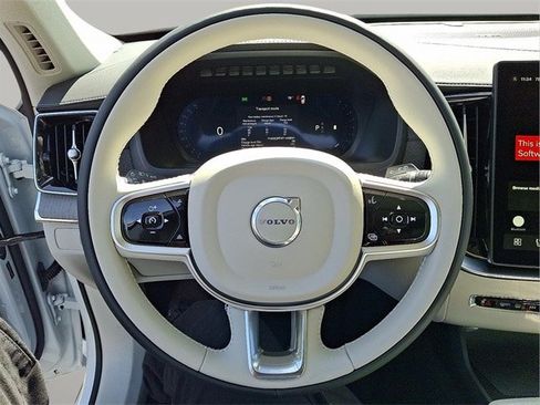 New 2026 Volvo XC90 B6 Ultra image 9