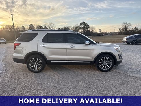 Used 2017 Ford Explorer Platinum AWD/4WD image 11