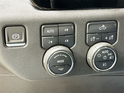 Used 2023 Chevrolet Silverado 1500 LT Trail Boss w/ Convenience Package II image 12