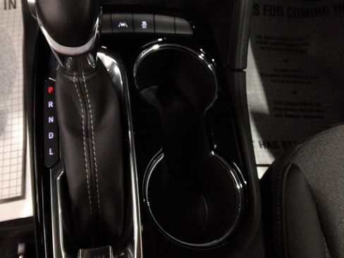 Used 2025 Buick Encore GX Preferred image 18