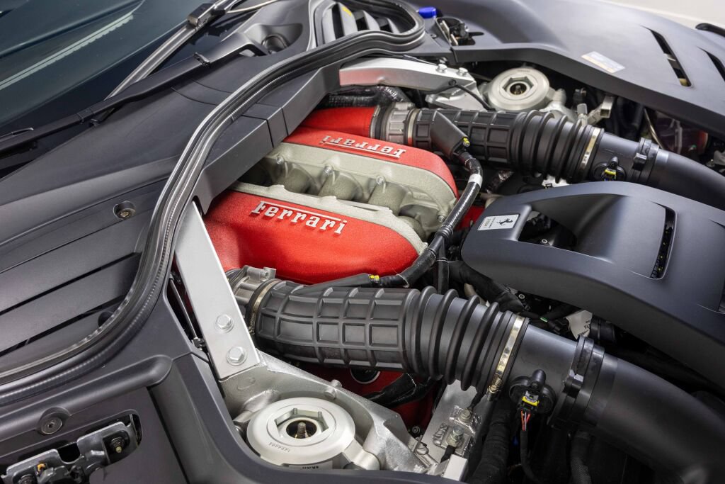 Used 2025 Ferrari Purosangue AWD/4WD image 76