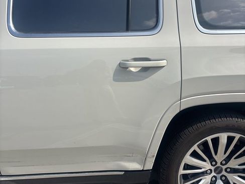 Used 2022 Jeep Grand Wagoneer Series III w/ Flexible Seating Group AWD/4WD image 6