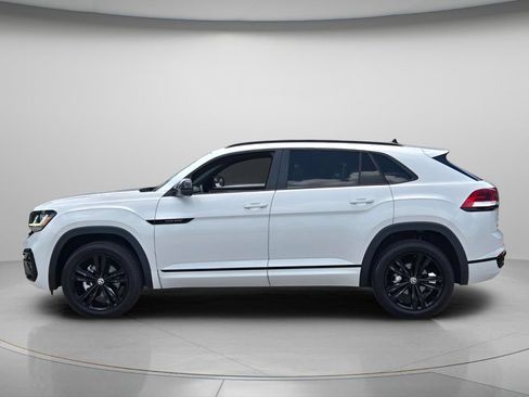 Certified 2023 Volkswagen Atlas Cross Sport SEL R-Line AWD/4WD image 3