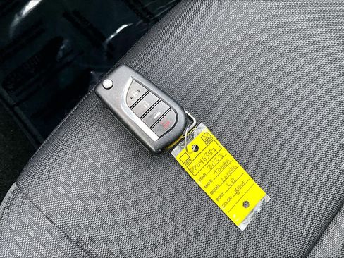 Used 2023 Toyota Corolla LE FWD image 14
