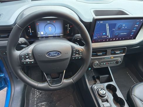 New 2025 Ford Maverick Lobo AWD/4WD image 18