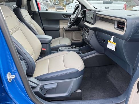 New 2026 Ford Maverick Lariat image 13