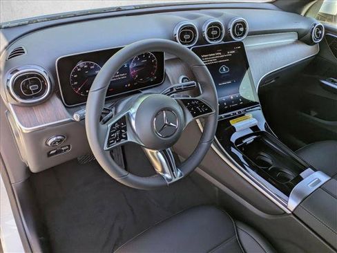 Certified 2026 Mercedes-Benz GLC 300 image 3
