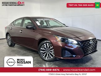 Certified 2025 Nissan Altima 2.5 SV video 1