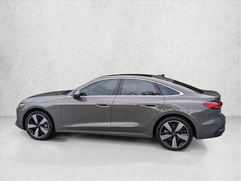 Used 2025 Audi A5 2.0T Premium Plus w/ Premium Plus AWD/4WD image 5
