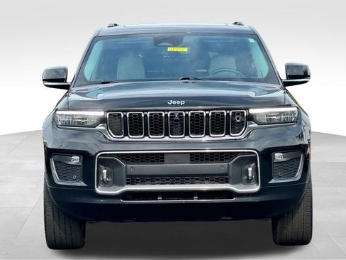 Used 2021 Jeep Grand Cherokee L Overland w/ Advanced Protech Group III AWD/4WD image 2