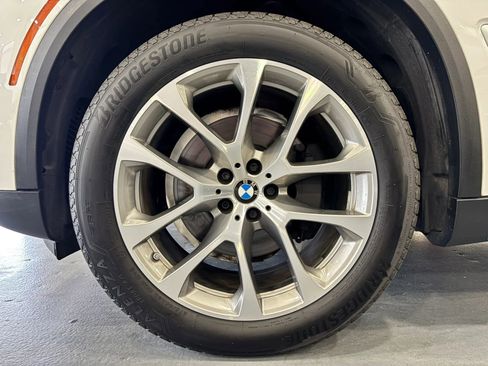 Used 2019 BMW X5 xDrive40i w/ Convenience Package AWD/4WD image 49