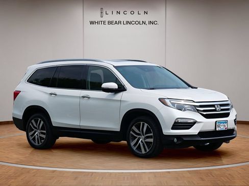 Used 2016 Honda Pilot Elite image 3