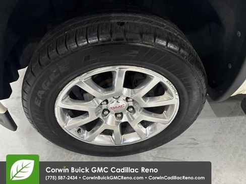 Used 2015 GMC Sierra 1500 Denali w/ Driver Alert Package AWD/4WD image 42