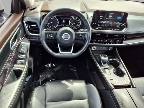 Used 2021 Nissan Rogue SL w/ Premium Package FWD image 4