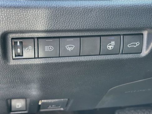 Used 2020 Toyota RAV4 XSE w/ XSE Grade Weather Package AWD/4WD image 10