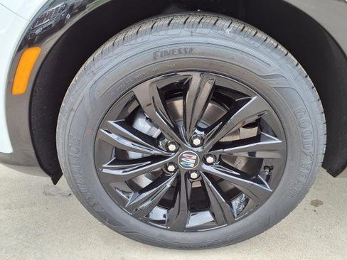 New 2026 Buick Envista Sport Touring w/ Convenience I Package FWD image 22