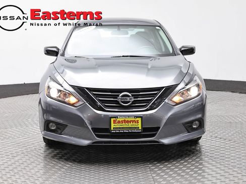 Used 2018 Nissan Altima 2.5 SR w/ SR Midnight Edition image 2