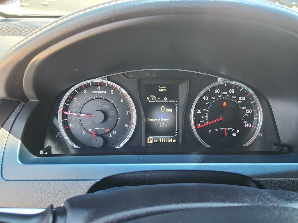 Used 2016 Toyota Camry SE FWD image 17