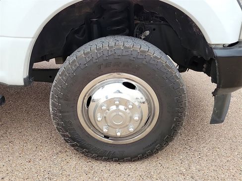 Used 2022 Ford F350 XL w/ Power Equipment Group image 14