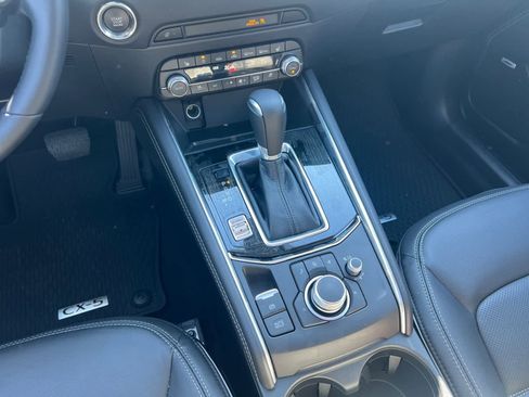 Used 2025 MAZDA CX-5 AWD 2.5 S w/ Premium Plus Pkg image 14