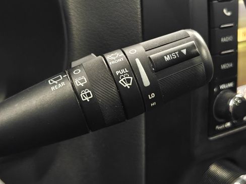 Used 2016 Jeep Patriot High Altitude AWD/4WD image 29