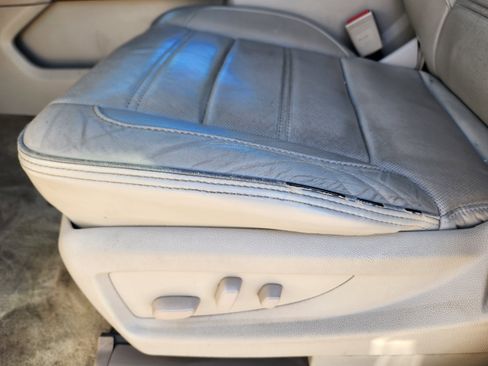 Used 2015 GMC Yukon XL Denali image 17