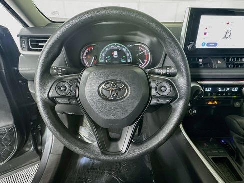 Certified 2025 Toyota RAV4 XLE w/ Convenience Package FWD image 15