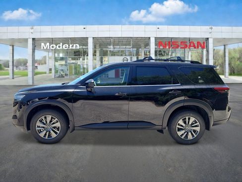 New 2026 Nissan Pathfinder SV AWD/4WD image 3