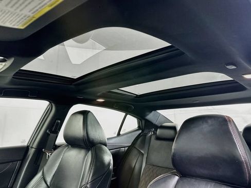 Used 2023 Nissan Maxima SR w/ Sport Mat Group FWD image 26