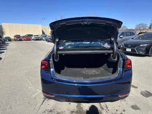 Used 2016 Acura TLX image 10
