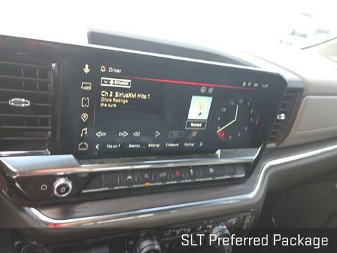 Used 2024 GMC Sierra 1500 SLT w/ SLT Convenience Package AWD/4WD image 13