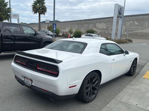 Used 2019 Dodge Challenger R/T w/ Plus Package RWD image 6