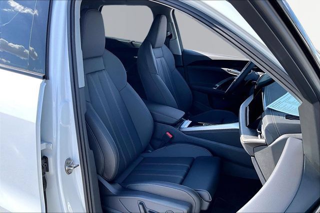 New 2026 Audi Q5 Premium Plus AWD/4WD image 7