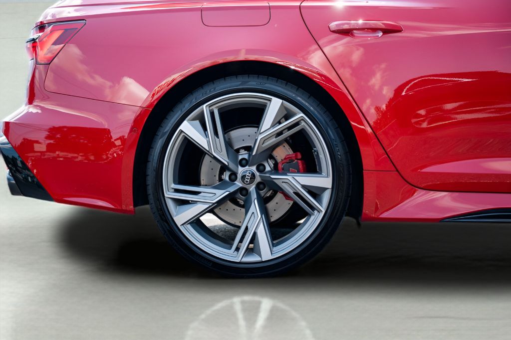 Used 2021 Audi RS 6 w/ Executive Package AWD/4WD image 24