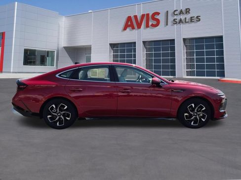 Used 2025 Hyundai Sonata SEL FWD image 5