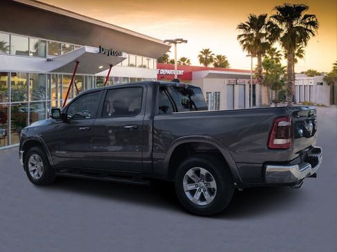 Used 2022 RAM 1500 Laramie AWD/4WD image 5