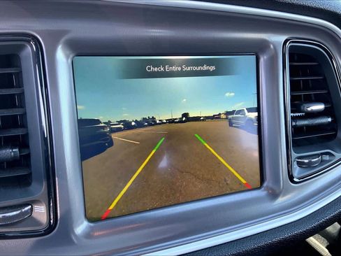 Used 2022 Dodge Challenger R/T Scat Pack w/ Dynamics Package image 27