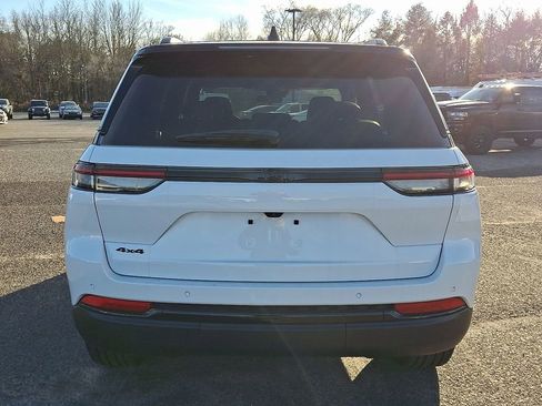 New 2025 Jeep Grand Cherokee Limited image 7