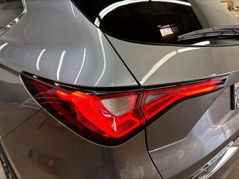 Used 2023 Acura MDX SH-AWD w/ Technology Package image 32