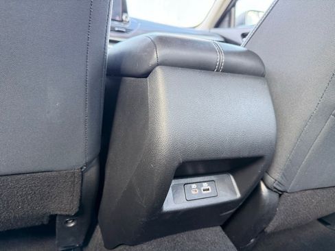 Used 2024 Nissan Altima 2.5 SV image 25