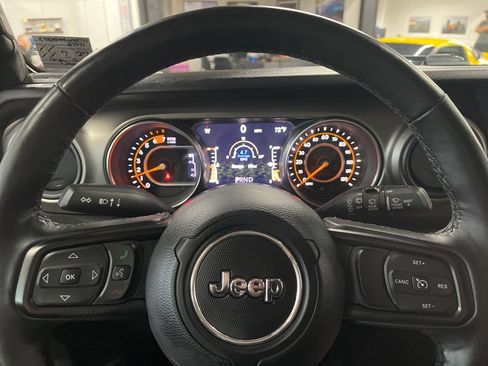 Used 2020 Jeep Wrangler Unlimited Sport S AWD/4WD image 34