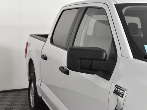 Used 2022 Ford F150 XLT image 14