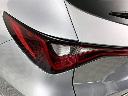 Used 2025 Acura MDX SH-AWD w/ Technology Package image 27