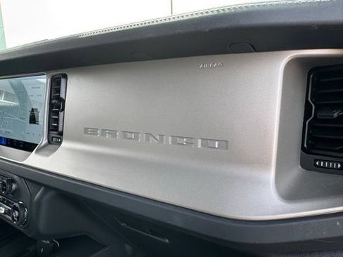 Certified 2025 Ford Bronco Outer Banks AWD/4WD image 55