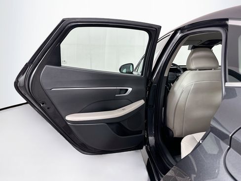 Used 2025 Hyundai Sonata SEL FWD image 25