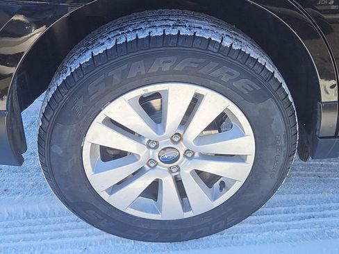 Used 2019 Subaru Outback 2.5i image 8