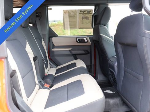 Used 2022 Ford Bronco Big Bend w/ Sasquatch Package AWD/4WD image 12