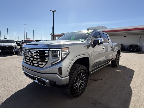 Used 2024 GMC Sierra 1500 Denali w/ Denali Reserve Package image 2