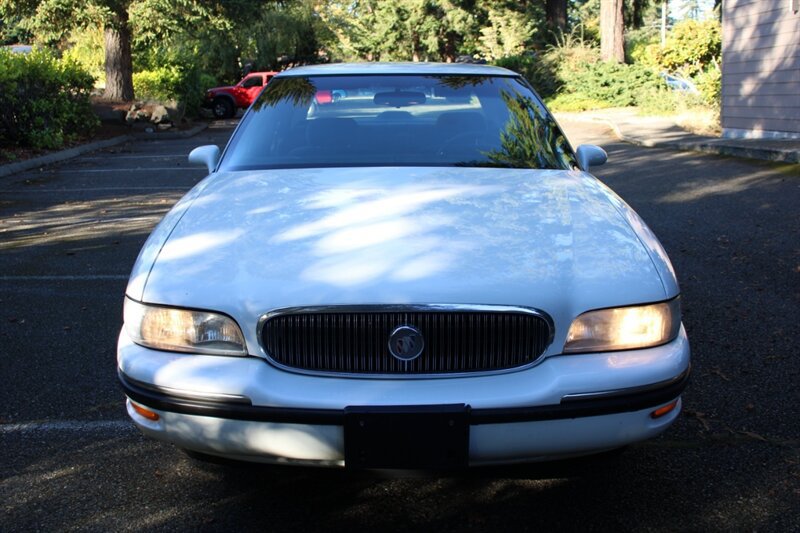 Used 1998 Buick Le Sabre Custom w/ Headliner Lighting Pkg FWD image 9