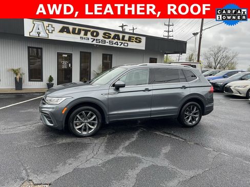 Used 2022 Volkswagen Tiguan SE w/ Panoramic Sunroof Package image 1